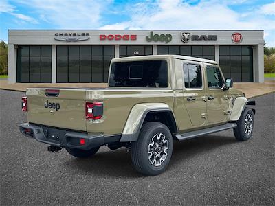 2025 Jeep Gladiator Crew Cab 4x4 Pickup for sale #L526703 - photo 2