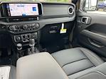 2025 Jeep Gladiator Crew Cab 4x4 Pickup for sale #L526703 - photo 5