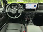 2025 Jeep Gladiator Crew Cab 4x4 Pickup for sale #L528895 - photo 3