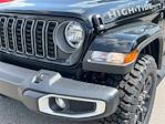 2025 Jeep Gladiator Crew Cab 4x4 Pickup for sale #L536584 - photo 33