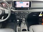 2025 Jeep Gladiator Crew Cab 4x4 Pickup for sale #L536587 - photo 6