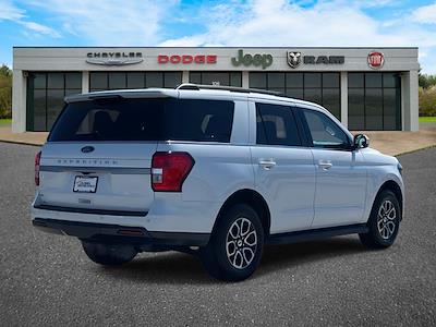 Used 2023 Ford Expedition - photo 1