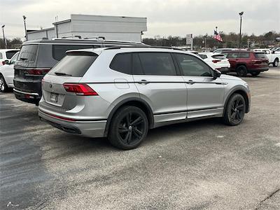 Used 2023 Volkswagen Tiguan - photo 1