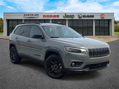 Used 2023 Jeep Cherokee Altitude 4WD SUV for sale #P5026 - photo 1