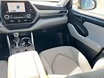 Used 2023 Toyota Highlander LE for sale #P5127 - photo 5