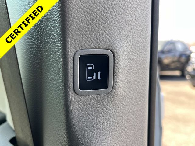 Used 2024 Chrysler Pacifica - photo 16