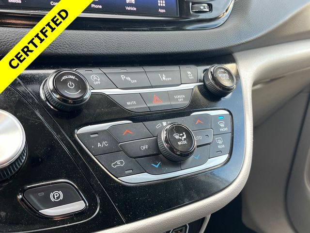 Used 2024 Chrysler Pacifica - photo 27