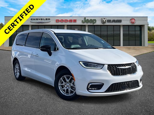 Used 2024 Chrysler Pacifica - photo 6