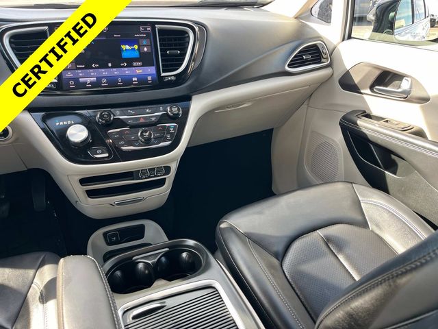 Used 2024 Chrysler Pacifica - photo 8