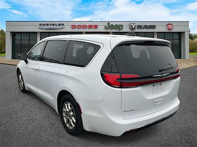 2024 Chrysler Pacifica FWD Minivan for sale #P5185 - photo 2