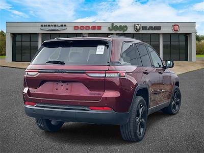 Used 2023 Jeep Grand Cherokee - photo 1