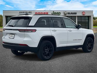 Used 2024 Jeep Grand Cherokee - photo 1