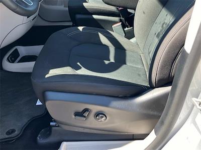 Used 2024 Chrysler Voyager - photo 1
