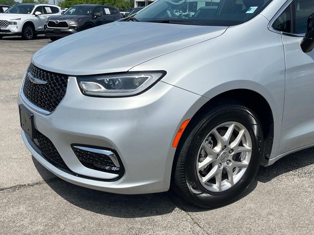Used 2024 Chrysler Pacifica - photo 42