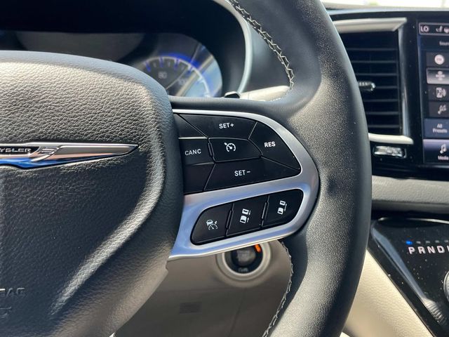 Used 2024 Chrysler Pacifica - photo 23