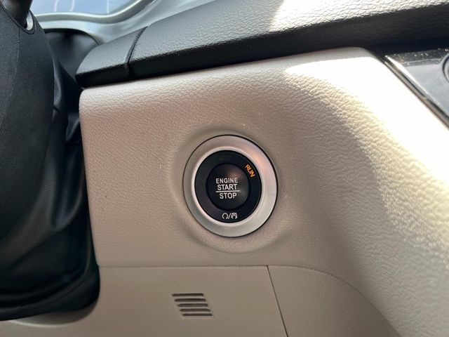 Used 2024 Chrysler Pacifica - photo 27