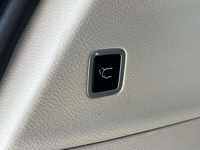Used 2024 Chrysler Pacifica - photo 36