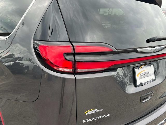 Used 2023 Chrysler Pacifica - photo 5