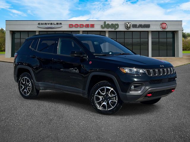 Used 2024 Jeep Compass - photo 6