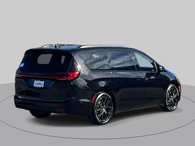 2025 Chrysler Pacifica FWD Minivan for sale #P5515 - photo 2