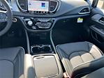 2025 Chrysler Pacifica FWD Minivan for sale #R508401 - photo 4