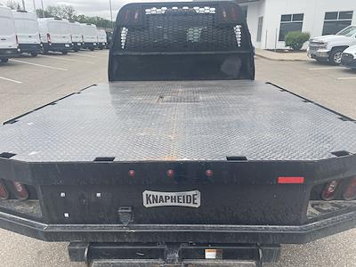 2022 Ford F-350 Crew Cab DRW 4x4 Flatbed Truck for sale #92L2736 - photo 2