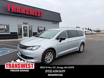 Used 2024 Chrysler Voyager - photo 1