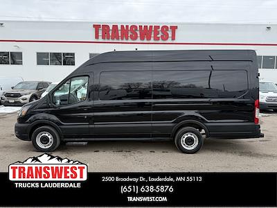 Used 2023 Ford Transit 250 - photo 1