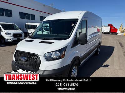 Used 2023 Ford Transit 250 - photo 1