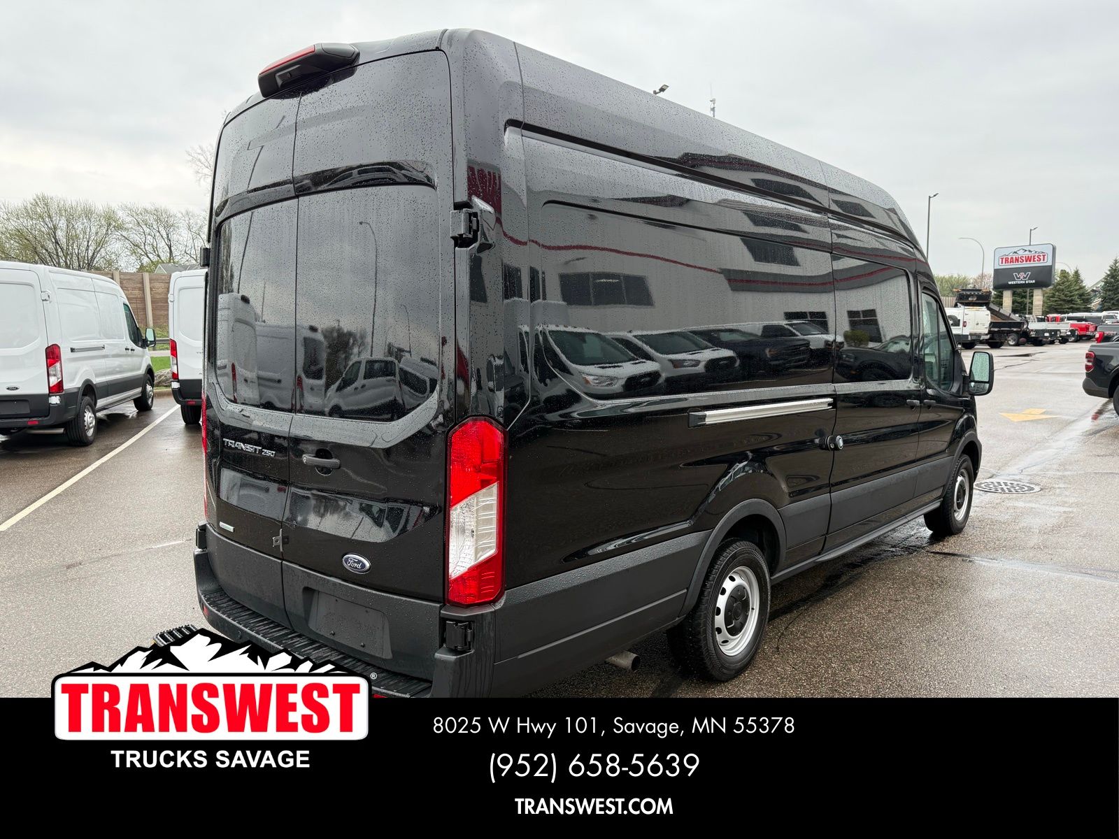 Used 2023 Ford Transit 250 - photo 15