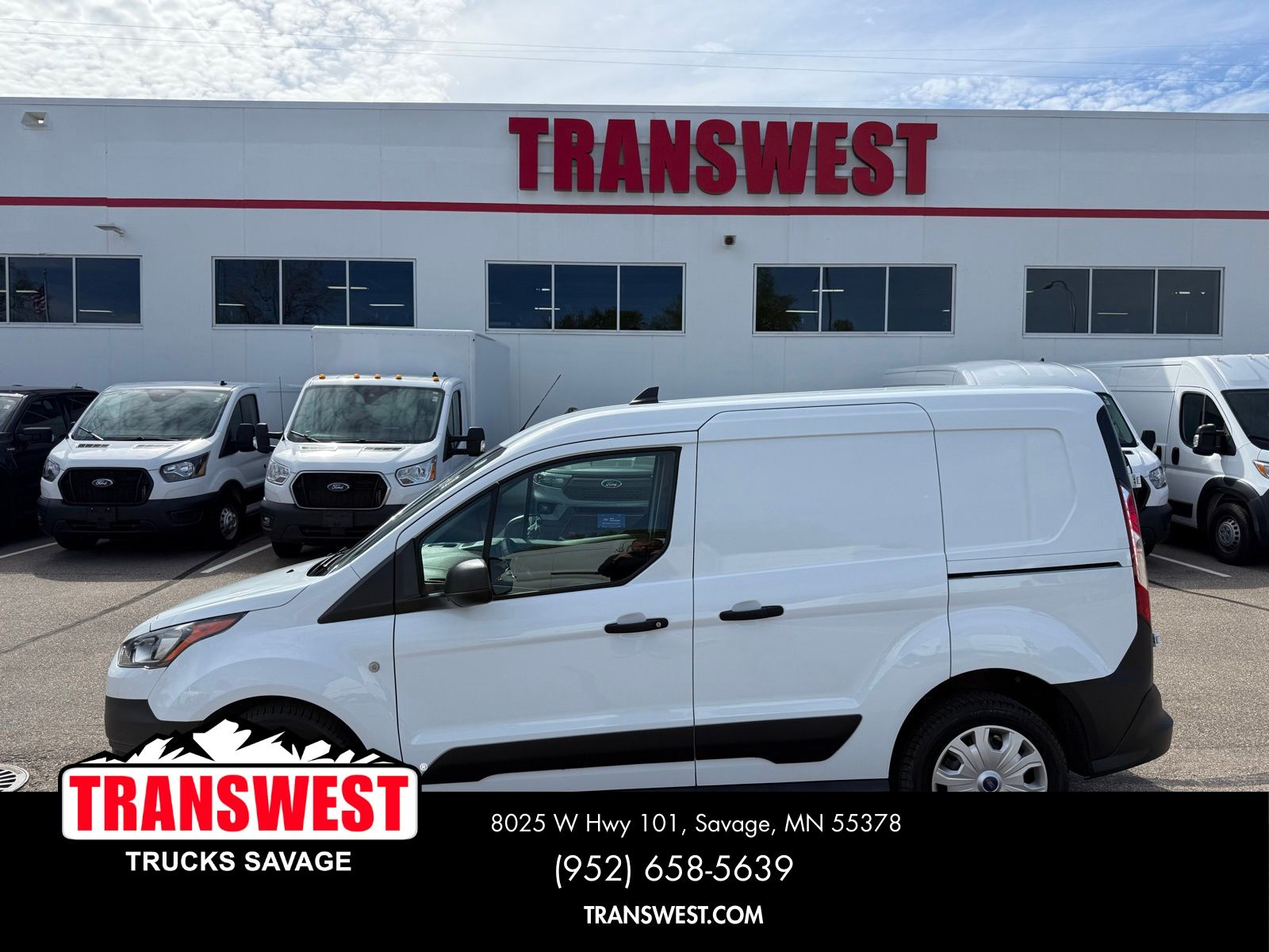 Used 2023 Ford Transit Connect - photo 2