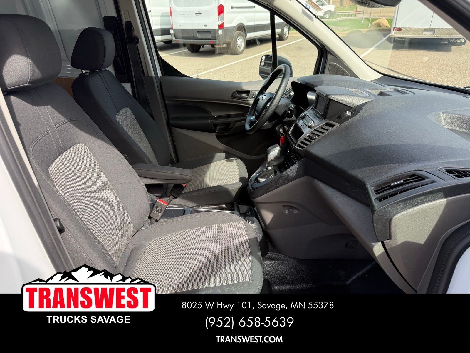 Used 2023 Ford Transit Connect - photo 9