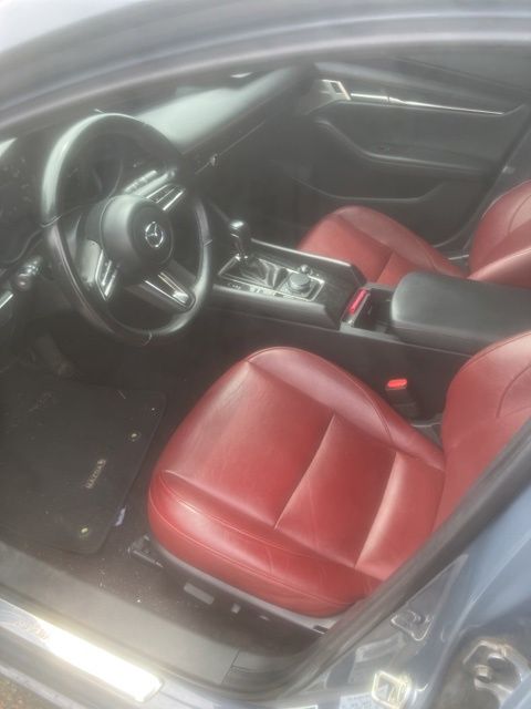 Used 2023 Mazda3 - photo 9