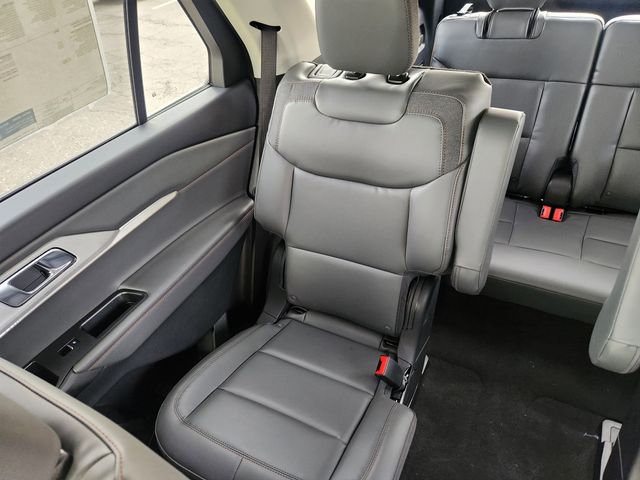 New 2026 Ford Explorer - photo 15