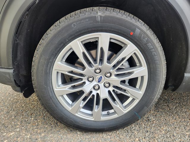 New 2026 Ford Explorer - photo 20