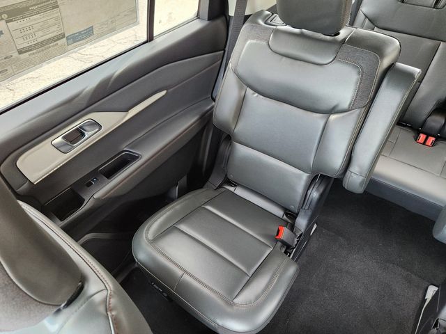 New 2026 Ford Explorer - photo 15