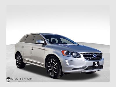 Used 2016 Volvo XC60 - photo 1
