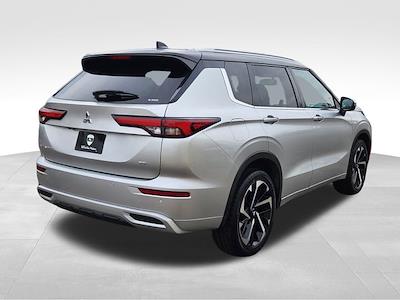 Used 2023 Mitsubishi Outlander - photo 1