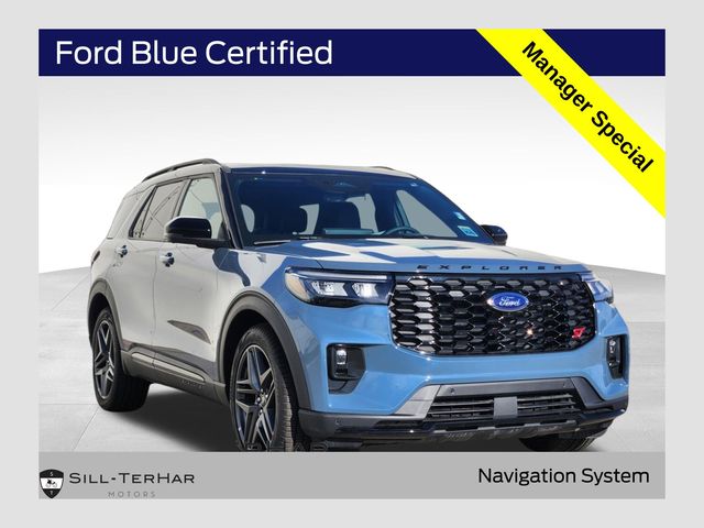 Used 2025 Ford Explorer - photo 1