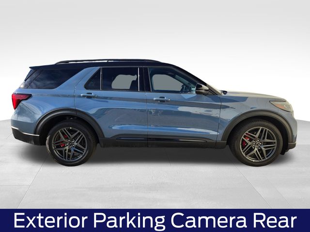Used 2025 Ford Explorer - photo 13