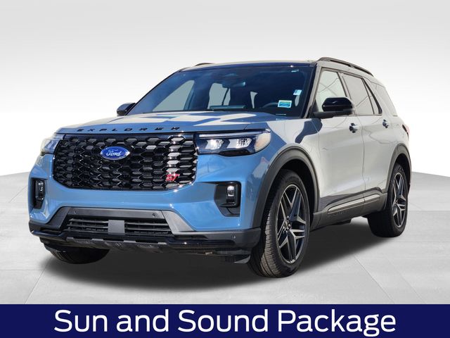 Used 2025 Ford Explorer - photo 7