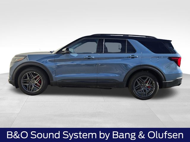 Used 2025 Ford Explorer - photo 9