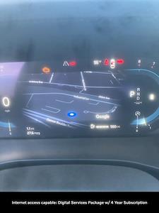 Used 2025 Volvo XC40 - photo 1