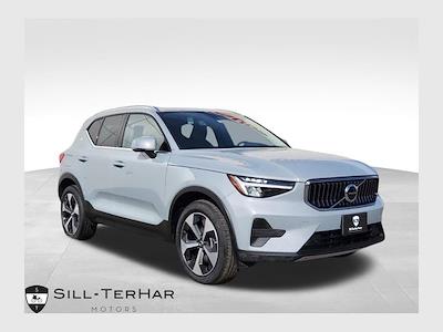 2025 Volvo XC40 AWD SUV for sale #V7672 - photo 1