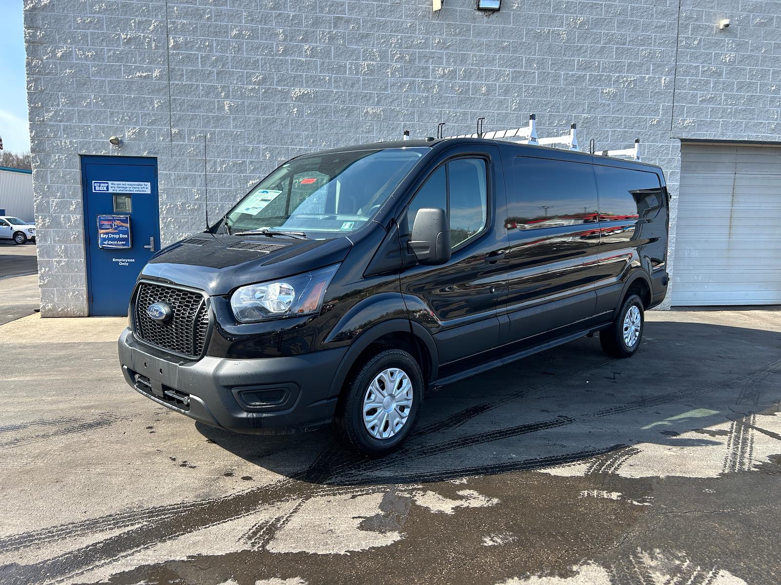 New 2025 Ford Transit 250 - photo 5