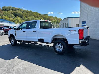 New 2026 Ford F-350 XL Crew Cab 4x4 SRW Pickup for sale #26F3155 - photo 2