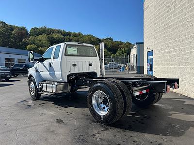 New 2026 Ford F-650 Super Cab Cab Chassis for sale #26F3162 - photo 2