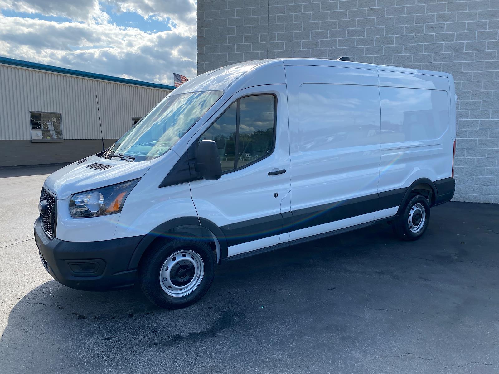New 2026 Ford Transit 150 - photo 6
