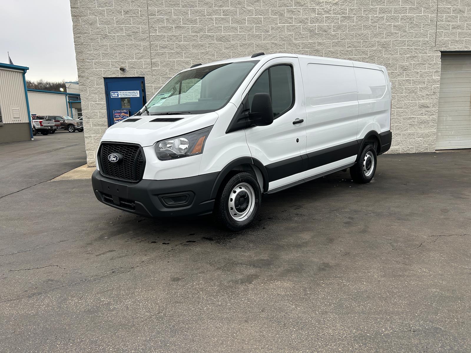 New 2026 Ford Transit 150 - photo 5