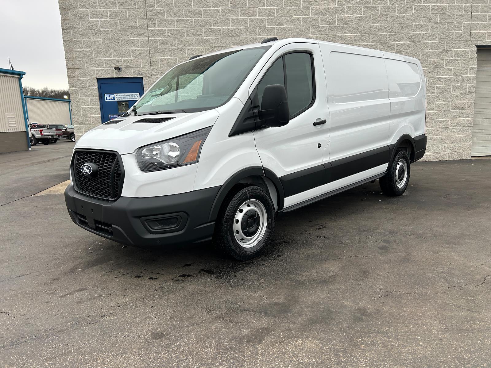 New 2026 Ford Transit 150 - photo 6